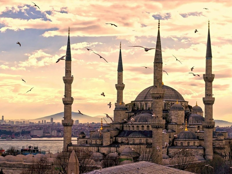 Understanding Islamic Architecture: History, Elements, and Influences