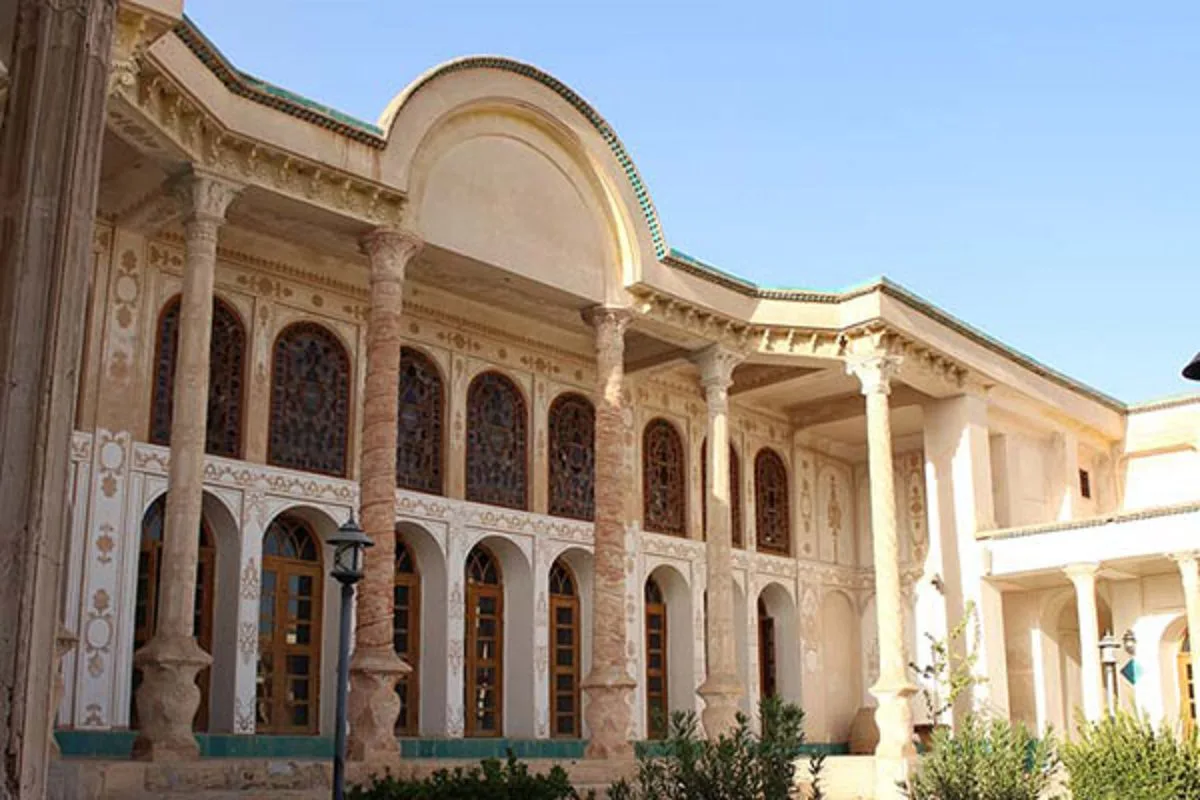 traditional iranian architecture